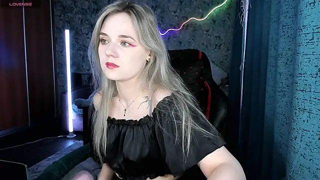 Your small bunny online show from 02-08-26, 02:20