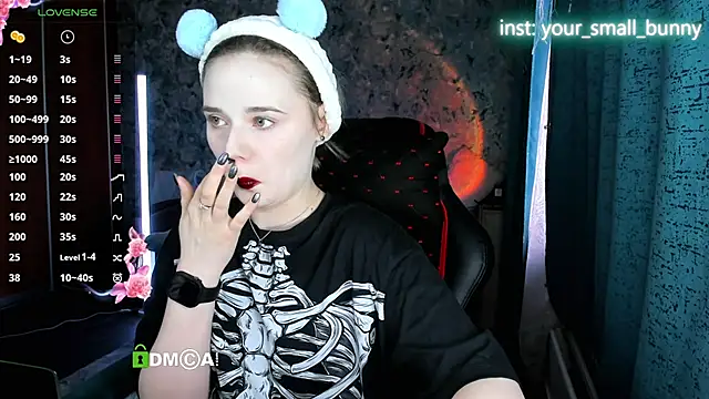 Your small bunny online show from 04-07-26, 02:02