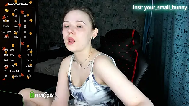 Your small bunny online show from 11-26-25, 04:01