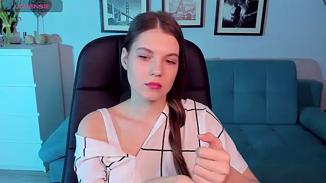 BellaSweetHeart online show from 03-07-25, 10:02