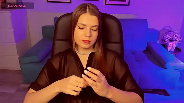 BellaSweetHeart online show from 12-18-25, 03:49