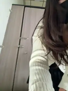 Xixi-Gala online show from 11-23-25, 04:33