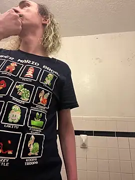 tallnerdyguy online show from 04-02-26, 01:24