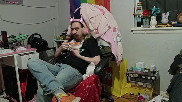 tallnerdyguy online show from 03-04-26, 03:36