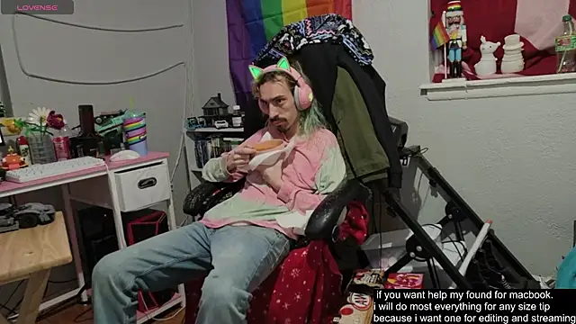 tallnerdyguy online show from 09-19-25, 02:37