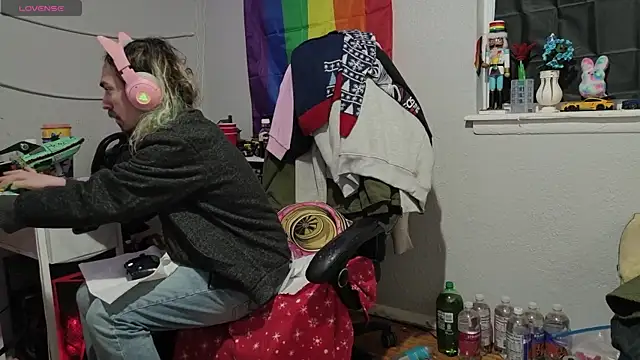 tallnerdyguy online show from 01-12-26, 03:35