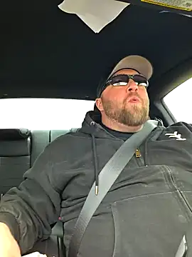 Strong Bear89 online show from 02-19-25, 07:16