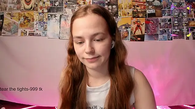 Snapshot of Fox_Lisa chatting on 10-13-25, 07:59 Fox Lisa online show from 10-13-25, 07:59