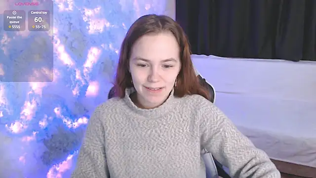 Snapshot of Fox_Lisa chatting on 02-21-25, 02:59 Fox Lisa online show from 02-21-25, 02:59