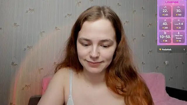 Snapshot of Fox_Lisa chatting on 03-18-25, 03:44 Fox Lisa online show from 03-18-25, 03:44