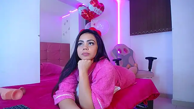 Snapshot of maribelsex303av chatting on 02-17-25, 02:38 maribelsex303av online show from 02-17-25, 02:38