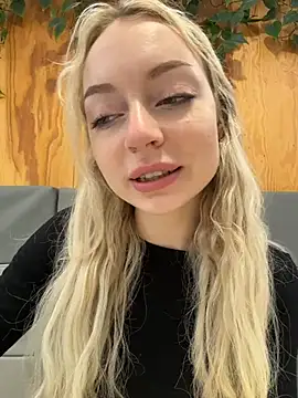 Snapshot of melissa_grr chatting on 06-15-26, 01:44 melissa grr online show from 06-15-26, 01:44