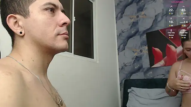 sophia frank online show from 11-18-25, 01:03