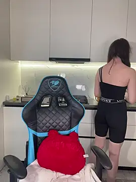 CurlyLara online show from 03-29-26, 01:35