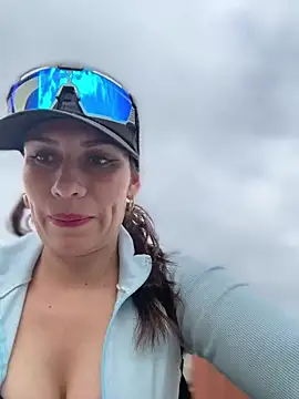 Alysson-- online show from 04-02-26, 12:34