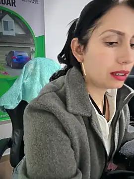 Snapshot of Alysson-- chatting on 05-02-26, 02:00 Alysson-- online show from 05-02-26, 02:00