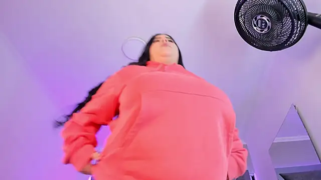 AmberiniHoffman online show from 11-18-25, 11:35