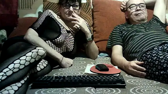 AlanaLaDream online show from 10-16-25, 07:55