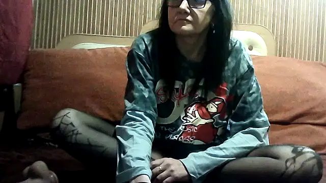 AlanaLaDream online show from 12-19-25, 12:40