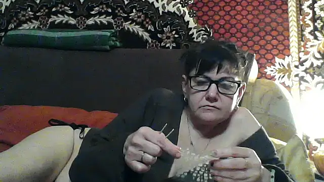 AlanaLaDream online show from 11-12-25, 04:22