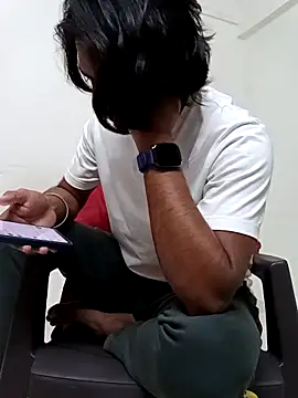 Samser0403 online show from 11-08-25, 05:27