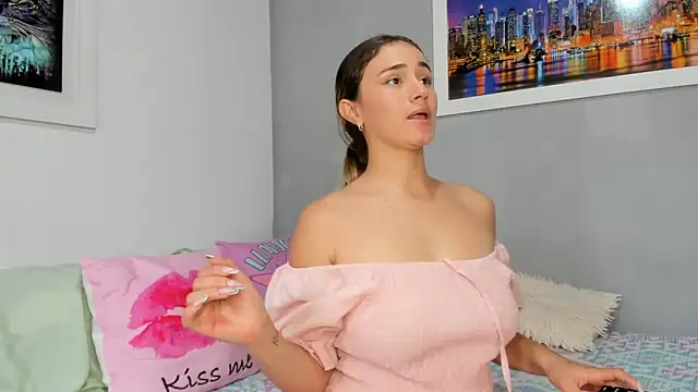 naughtyloverss online show from 03-20-25, 08:40