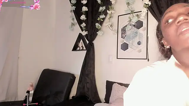 Khenta Michells online show from 04-30-26, 10:55
