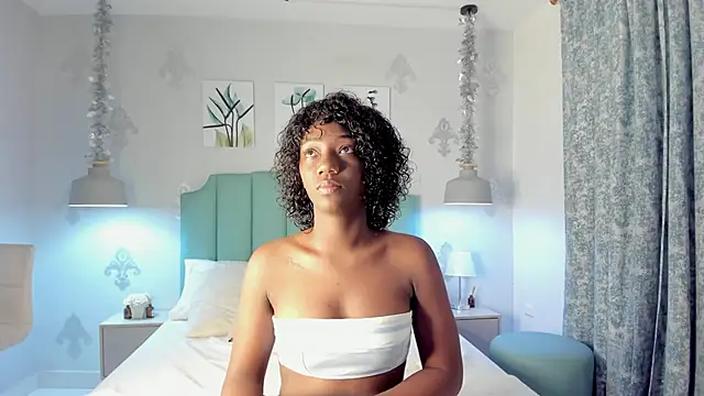 Khenta Michells online show from 03-19-25, 10:44