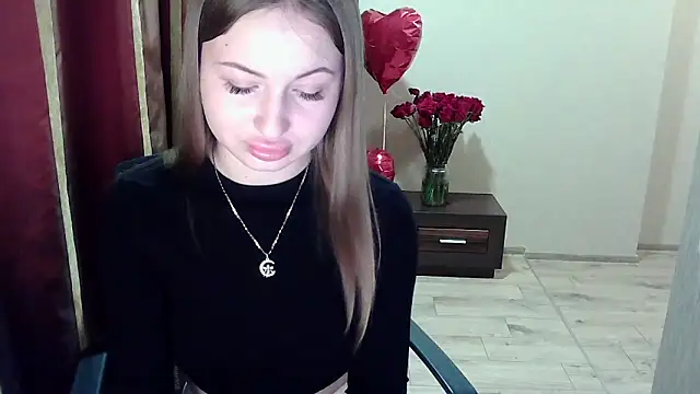 Monica 00 online show from 05-12-26, 08:15