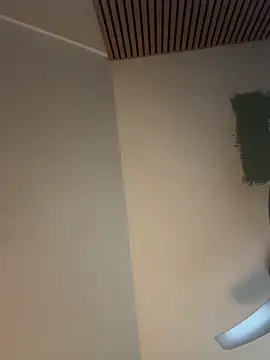 janberlin online show from 12-23-25, 11:09