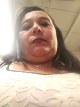 Snapshot of sara_pineros chatting on 02-08-25, 11:34 sara pineros online show from 02-08-25, 11:34