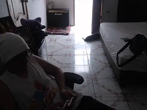 Pit xxz online show from 12-04-25, 04:50