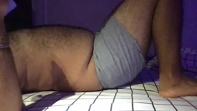 Snapshot of teddy_alan chatting on 05-05-26, 05:49 teddy alan online show from 05-05-26, 05:49