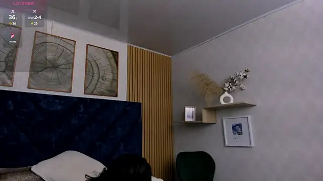 Snapshot of Charlotte_Mayer chatting on 06-12-26, 11:30 Charlotte Mayer online show from 06-12-26, 11:30