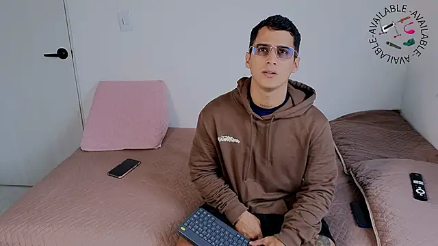 hot69temptation  online show from 09-30-25, 03:29