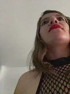 gwen ashly online show from 04-13-26, 08:46