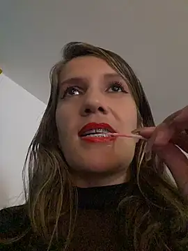 gwen ashly online show from 03-11-26, 08:14