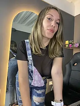 gwen ashly online show from 03-28-26, 09:27