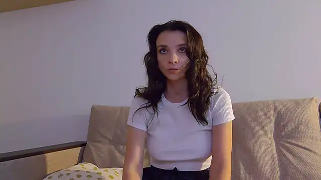 Snapshot of TeenyMariaXx chatting on 09-19-25, 03:54 TeenyMariaXx online show from 09-19-25, 03:54