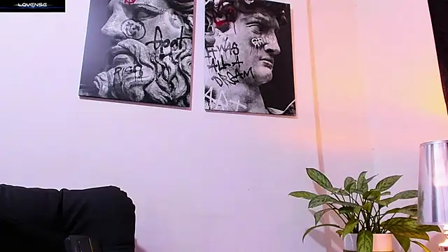 CruzVega online show from 10-01-25, 12:16