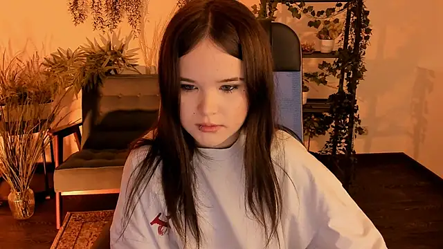 Elainebeness online show from 01-18-26, 10:02