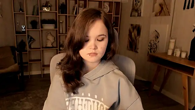 Elainebeness online show from 09-21-25, 10:15