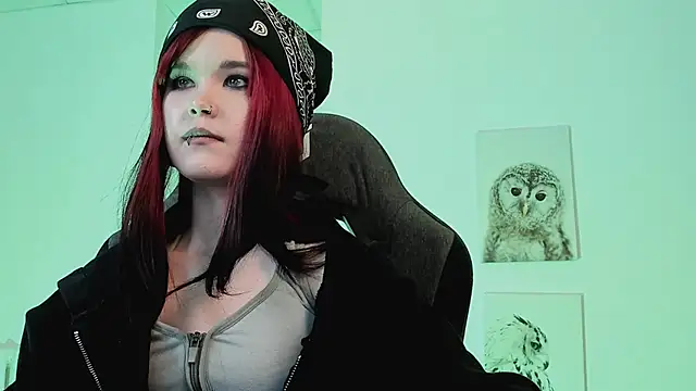 Elainebeness online show from 03-16-25, 04:52