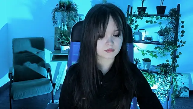 Elainebeness online show from 03-17-26, 07:06