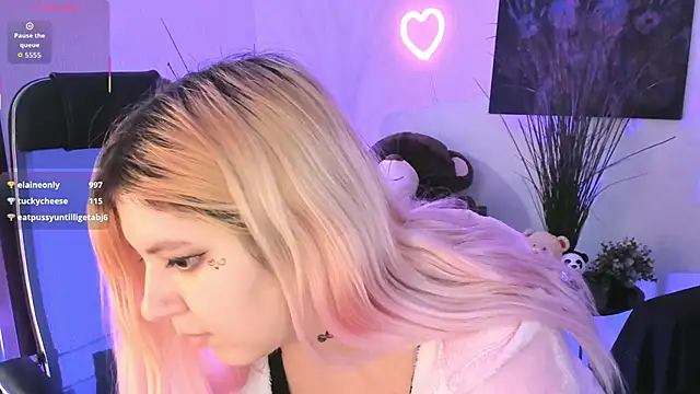 Elainebeness online show from 02-25-26, 11:48