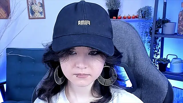 Elainebeness online show from 03-07-25, 01:53