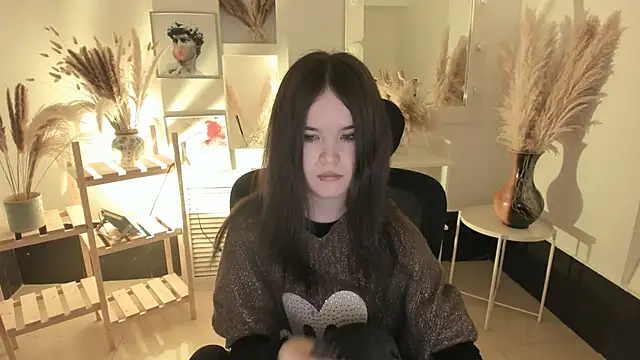 Elainebeness online show from 11-07-25, 07:51