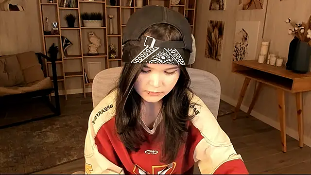 Elainebeness online show from 10-08-25, 07:36