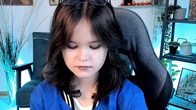 Elainebeness online show from 03-05-25, 12:49