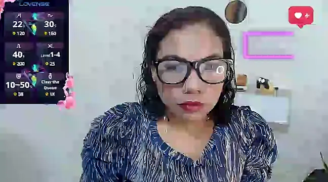 Snapshot of KatrinaReds chatting on 03-22-25, 12:57 KatrinaReds online show from 03-22-25, 12:57